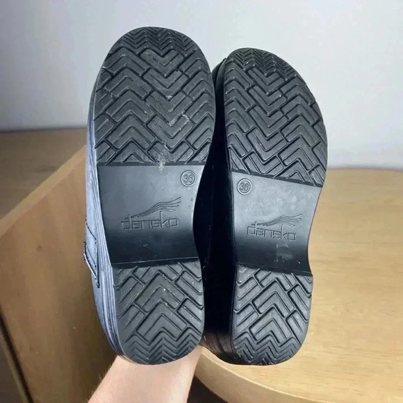 Dansko Women’s EU 36 Slip On Heeled Clogs Comfortable Supportive Business Casual - Picture 7 of 8